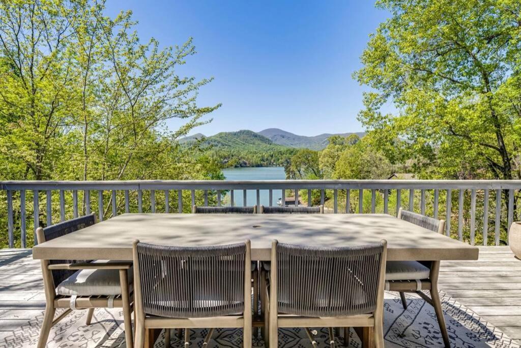 Lakeside Serenity Mnt Views Decks Foosball Villa Lake Lure Exterior photo